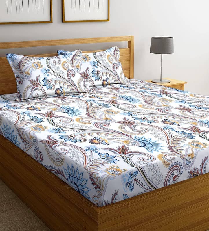 SHOMES Cotton Floral Fitted 1 Bedsheet with 2 Pillow Covers ( Double Bed ) - Cream