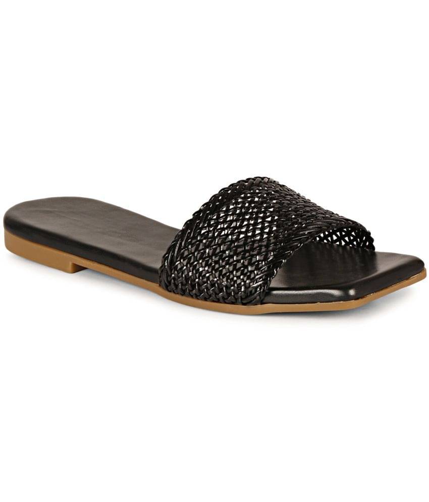    			Commander Shoes Black Women's Flats