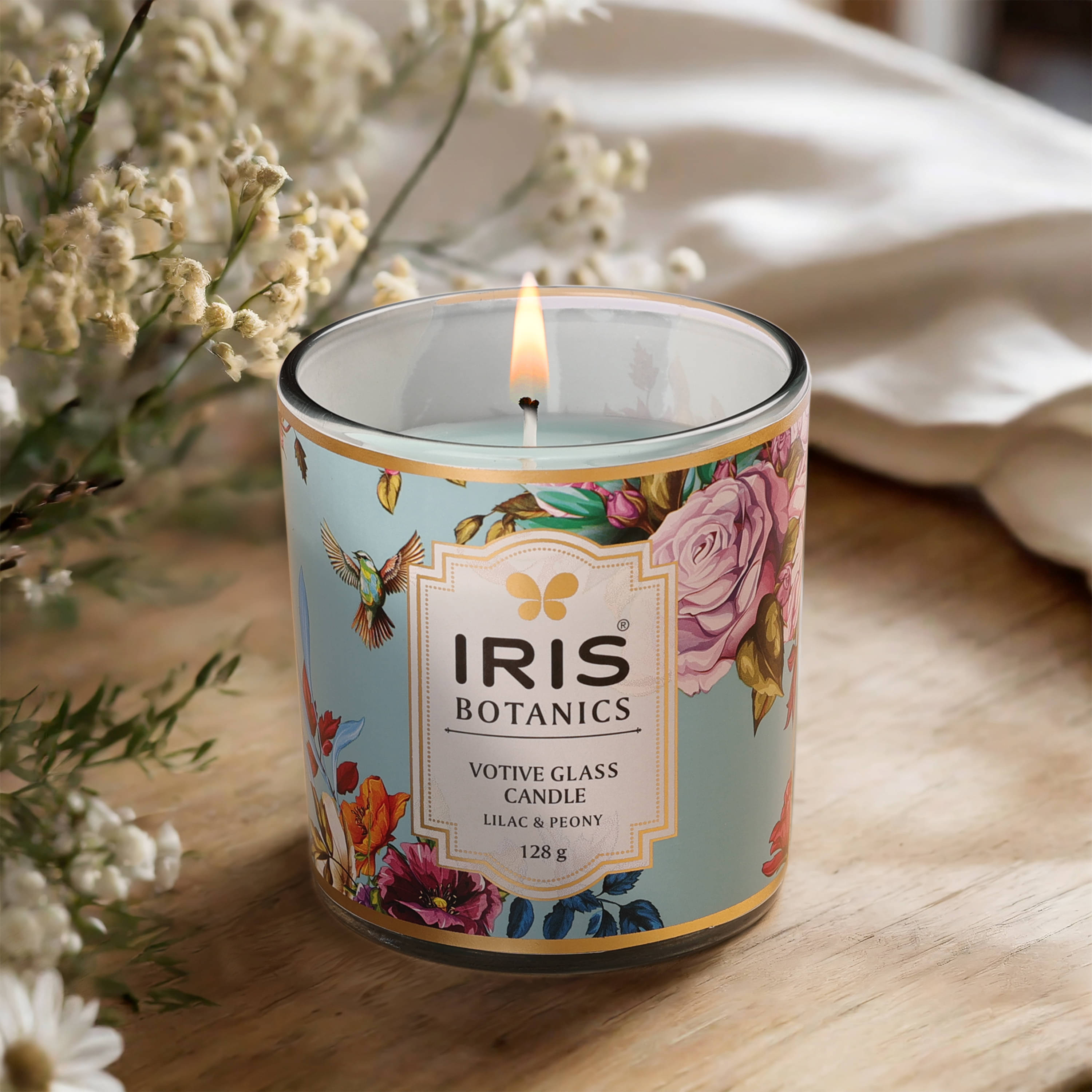     			Iris Botanics Off-White Lilac & Peony Jar Candle 8.77 cm ( Pack of 1 )