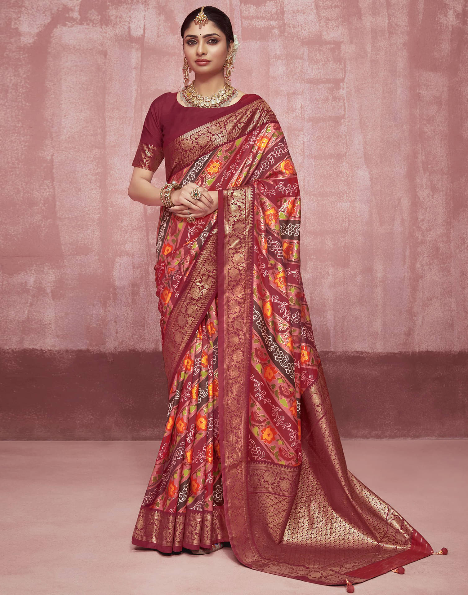     			Satrani Silk Printed Saree With Unstitched Blouse Piece ( Maroon )