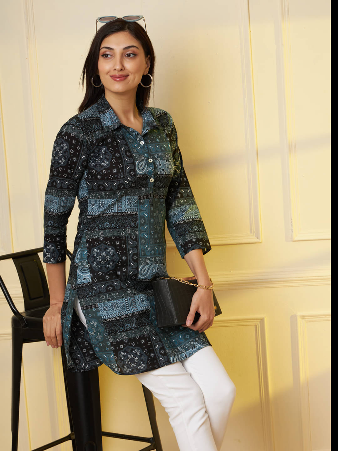 Cotton Short Kurti For Women (Pack of 1)     			Cotton Short Kurti For Women (Pack of 1)