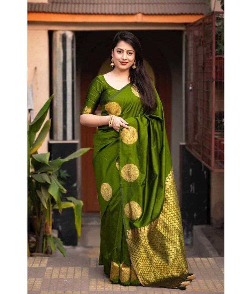 Apnisha Silk Printed Saree With Unstitched Blouse Piece ( Olive ) Apnisha Silk Printed Saree With Unstitched Blouse Piece ( Olive )