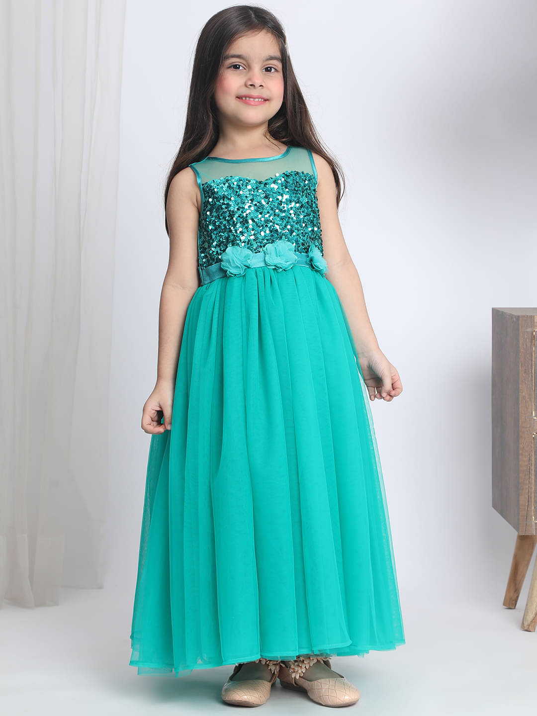 Toy Balloon Kids Net Fit And Flare Dress For Girls ( Pack of 1 , Turquoise )     			Toy Balloon Kids Net Fit And Flare Dress For Girls ( Pack of 1 , Turquoise )