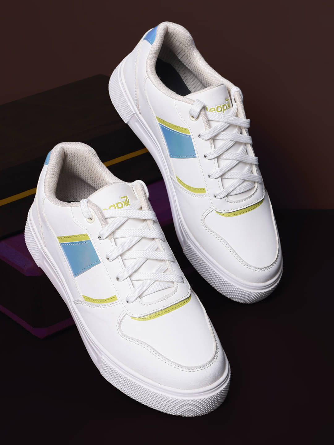     			Liberty White Women's Sneakers