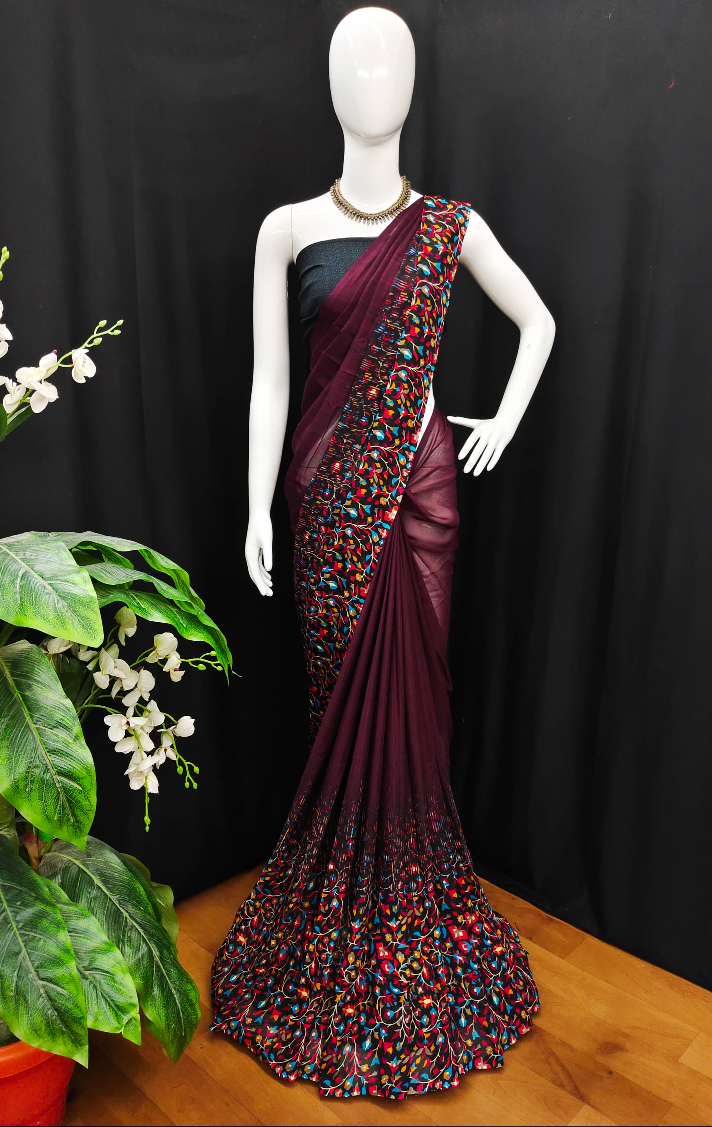 ANAND SAREES Georgette Printed Saree With Unstitched Blouse Piece ( Maroon ) ANAND SAREES Georgette Printed Saree With Unstitched Blouse Piece ( Maroon )