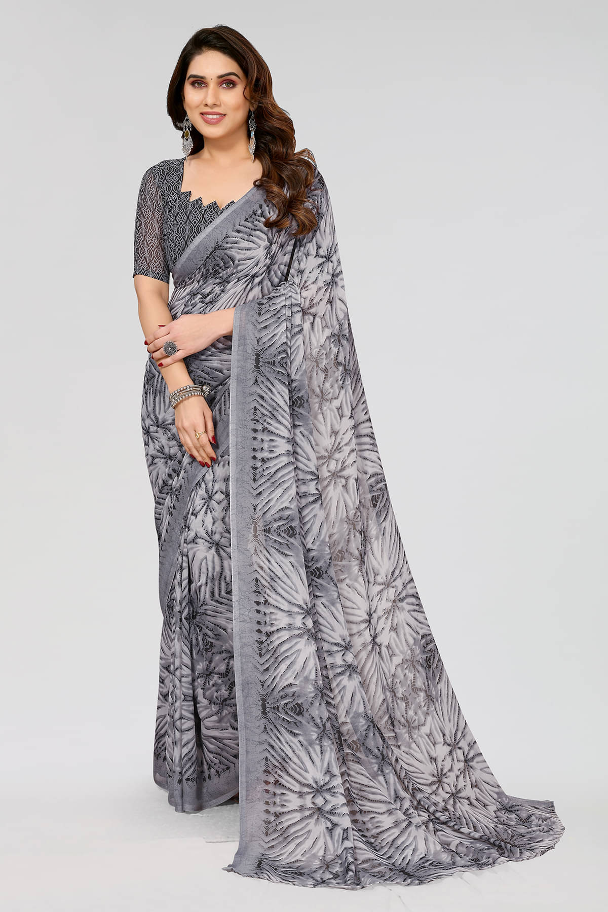     			Anand Georgette Printed Saree With Unstitched Blouse Piece ( Grey )