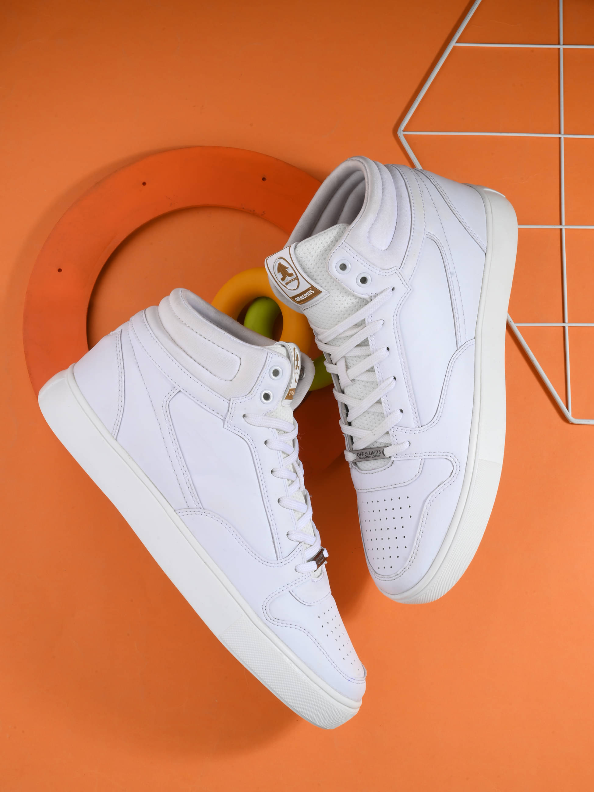     			OFF LIMITS SCOOT Off White Men's Sneakers