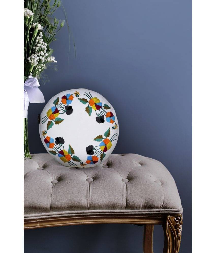     			mezposh Set of 1 Cotton Floral Round Cushion Cover (40X40)cm - White