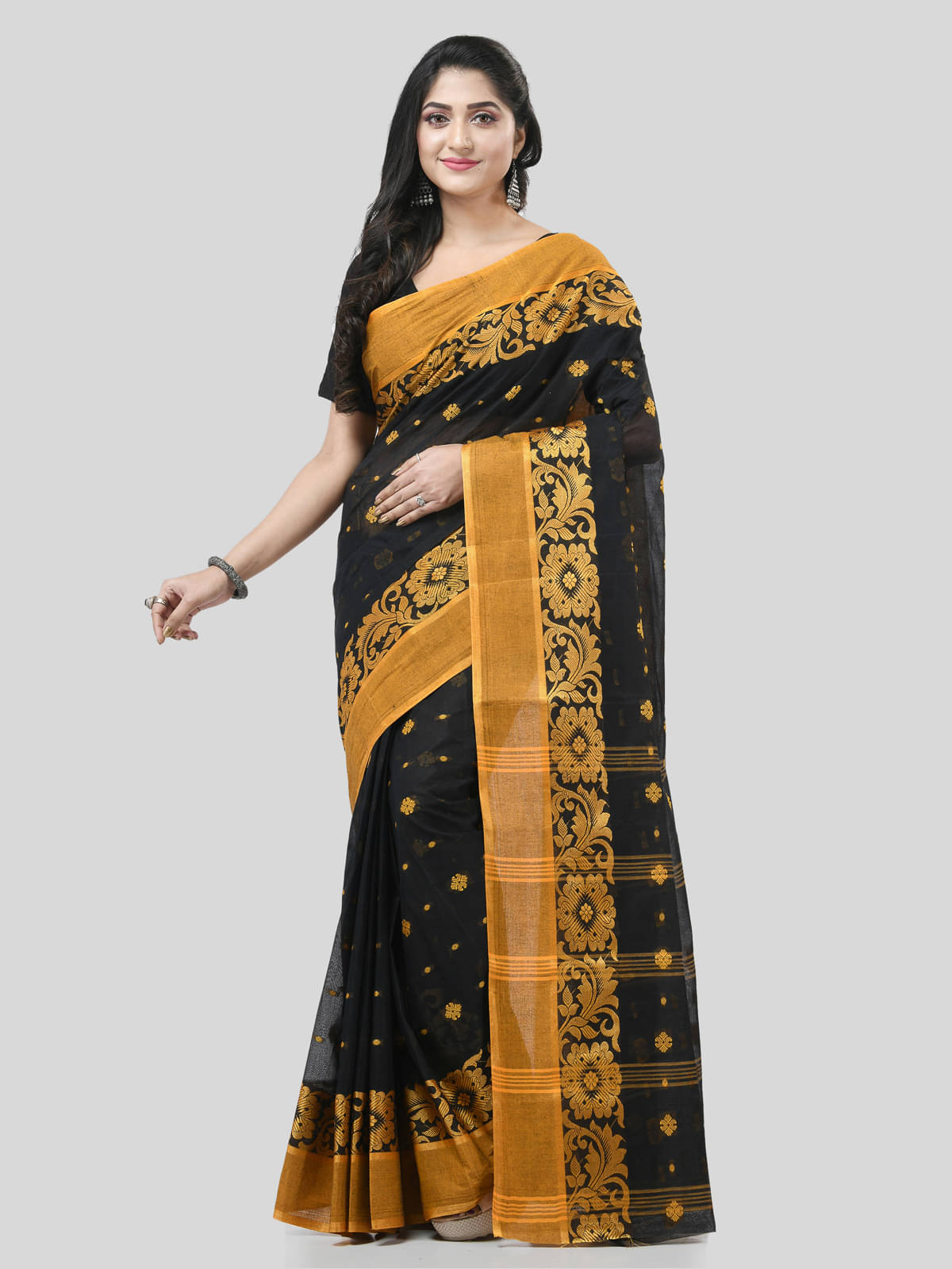 Desh Bidesh Cotton Self Design Saree Without Blouse Piece ( Black )     			Desh Bidesh Cotton Self Design Saree Without Blouse Piece ( Black )