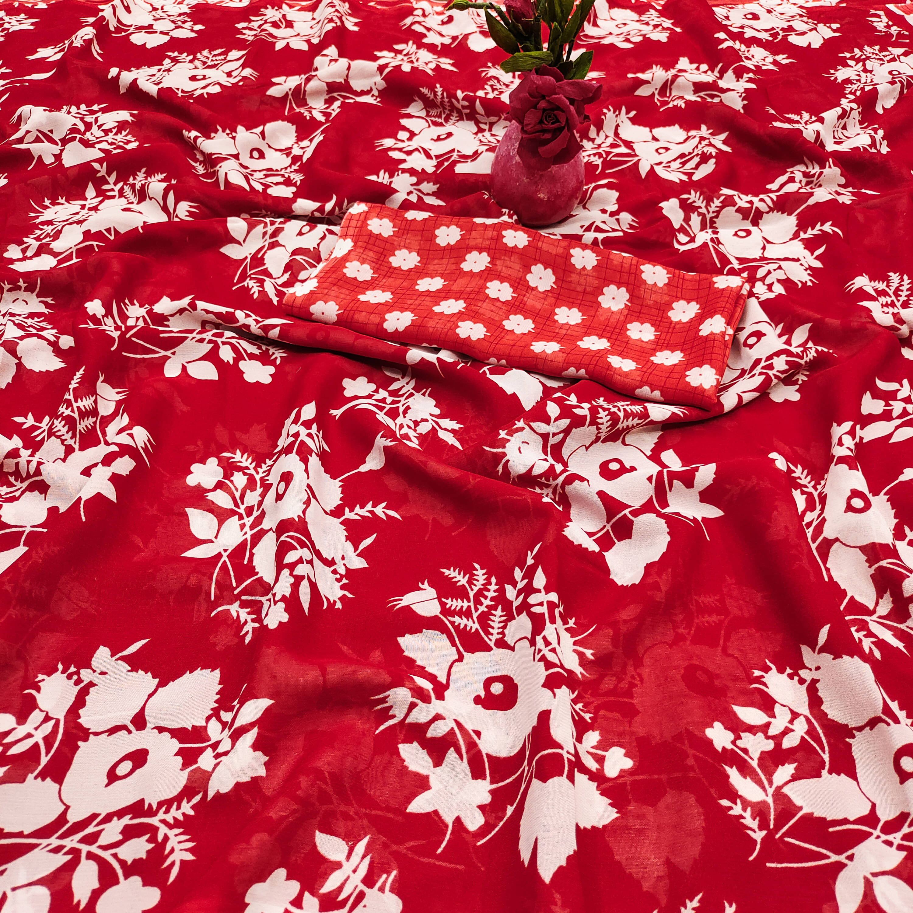 Kashvi Sarees Georgette Printed Saree With Unstitched Blouse Piece ( Red ) Kashvi Sarees Georgette Printed Saree With Unstitched Blouse Piece ( Red )