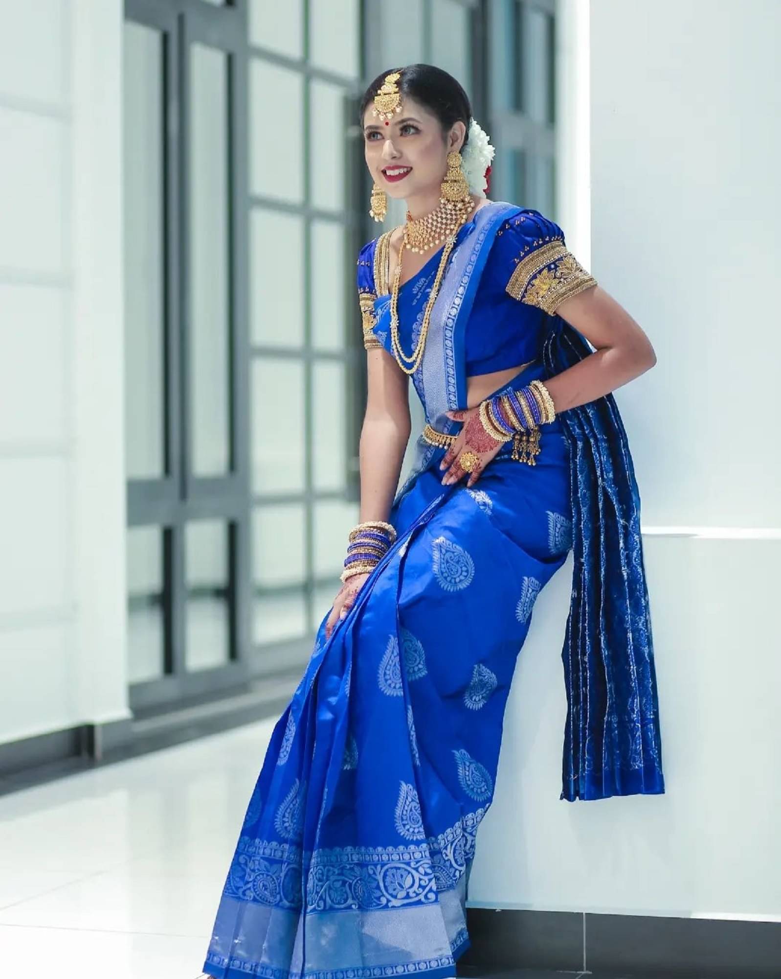 Aika Banarasi Silk Embellished Saree With Unstitched Blouse Piece ( Blue ) Aika Banarasi Silk Embellished Saree With Unstitched Blouse Piece ( Blue )