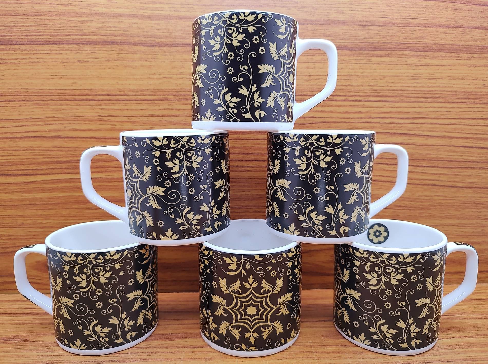 Laghima jadon Multicolour Big Size Printed Ceramic Tea Cup 200 ml ( Pack of 6 ) Laghima jadon Multicolour Big Size Printed Ceramic Tea Cup 200 ml ( Pack of 6 )