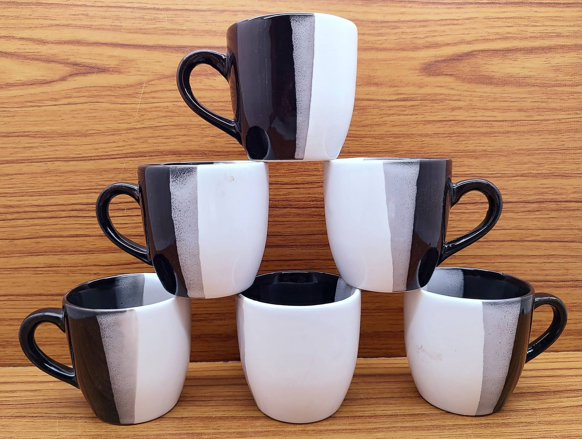 Laghima jadon U Shape Elegant Colorblock Ceramic Tea Cup 130 ml ( Pack of 6 ) Laghima jadon U Shape Elegant Colorblock Ceramic Tea Cup 130 ml ( Pack of 6 )