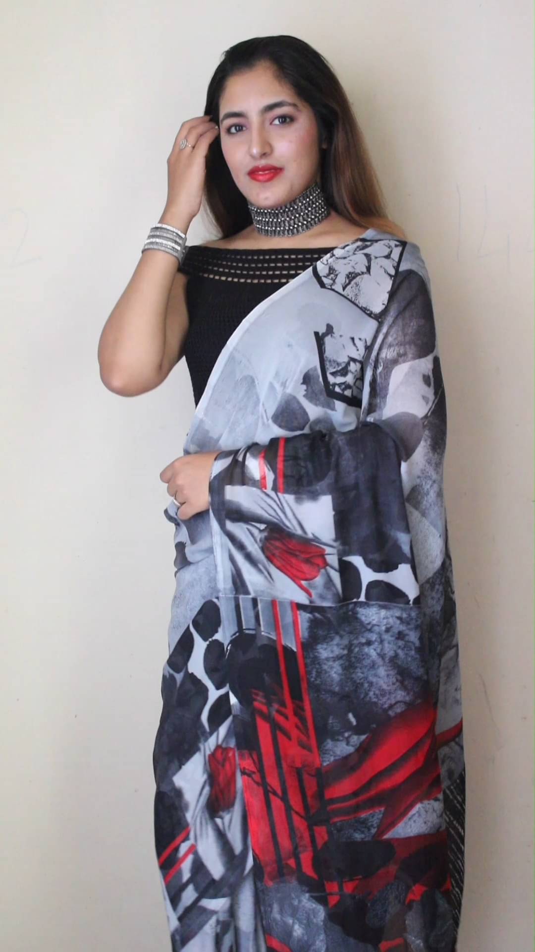 ANAND SAREES Georgette Printed Saree With Unstitched Blouse Piece ( Grey ) ANAND SAREES Georgette Printed Saree With Unstitched Blouse Piece ( Grey )