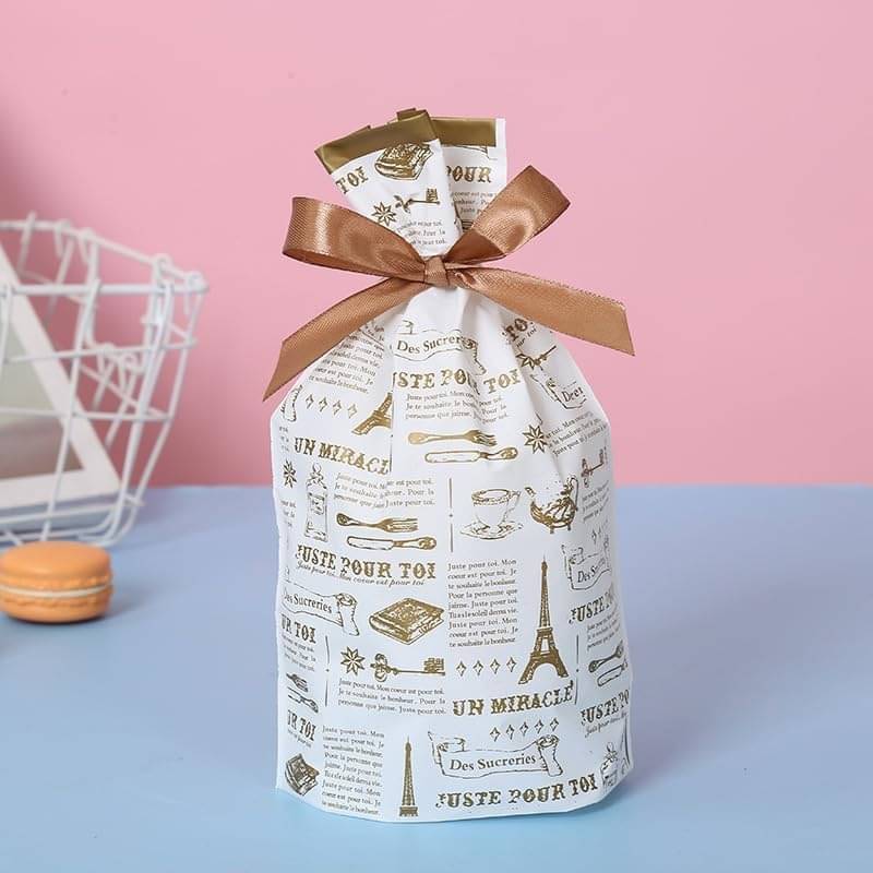 Chocozone Pack of 50 Guddy Bags Party Favor Bags Cookie Bags Chocolate Pouches Birthday Party Return Gift Bags (15cm*23cm) Chocozone Pack of 50 Guddy Bags Party Favor Bags Cookie Bags Chocolate Pouches Birthday Party Return Gift Bags (15cm*23cm)