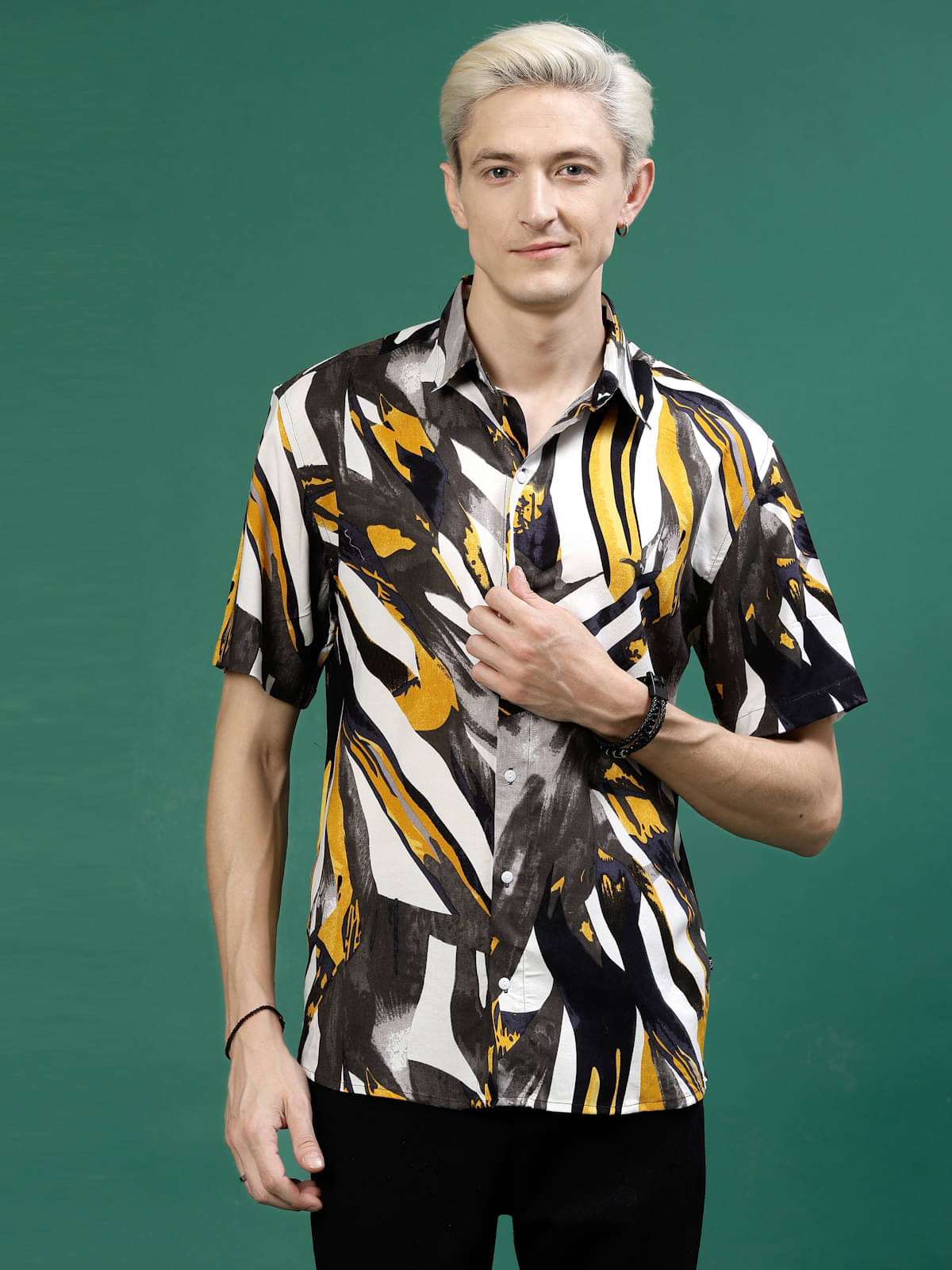     			Rigo Rayon Slim Fit Printed Half Sleeves Men's Casual Shirt - Off White ( Pack of 1 )
