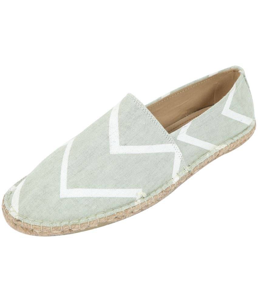     			UNIKICKS Gray Men's Espadrille