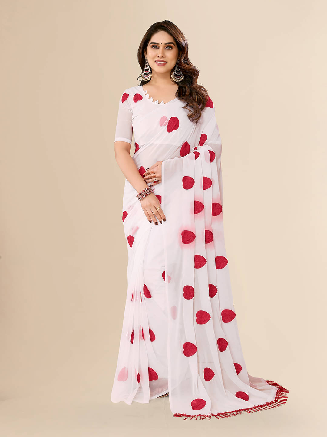     			ANAND SAREES Georgette Embroidered Saree With Unstitched Blouse Piece ( White )