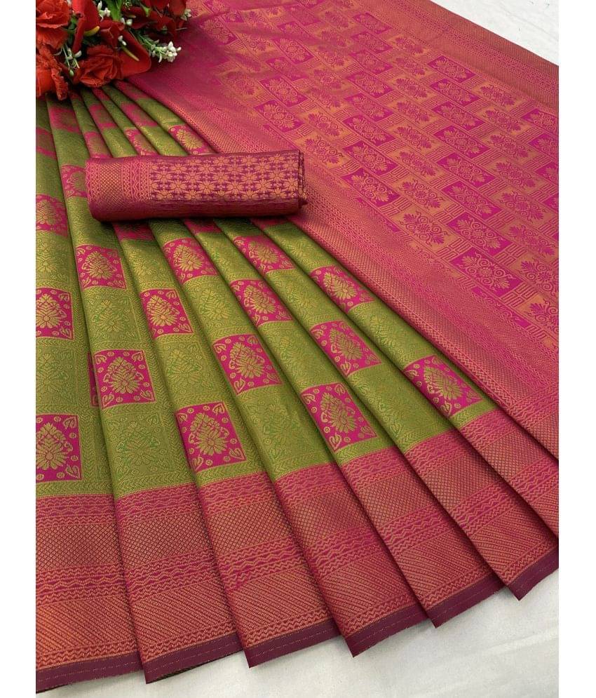 Aika Banarasi Silk Solid Saree With Unstitched Blouse Piece ( LightGreen ) Aika Banarasi Silk Solid Saree With Unstitched Blouse Piece ( LightGreen )