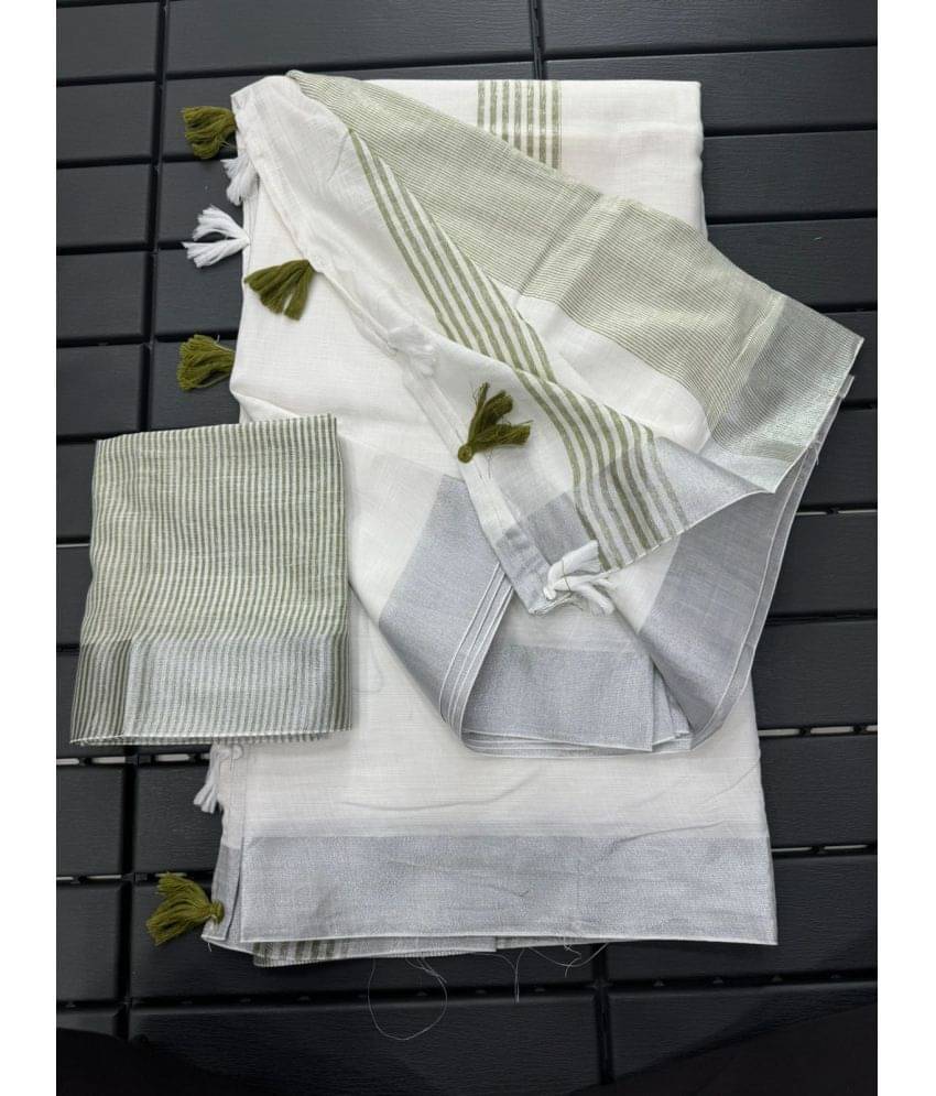 Aika Cotton Solid Saree With Unstitched Blouse Piece ( Light Green ) Aika Cotton Solid Saree With Unstitched Blouse Piece ( Light Green )
