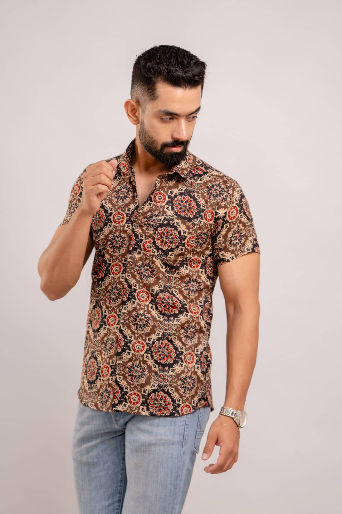     			Frionkandy 100% Cotton Regular Fit Printed Half Sleeves Men's Casual Shirt - Brown ( Pack of 1 )