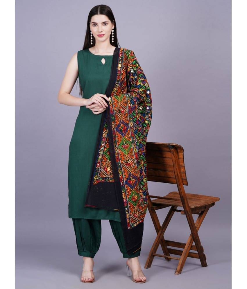 HIGHLIGHT FASHION EXPORT Rayon Solid Kurti With Pants Women's Stitched Salwar Suit - Green ( Pack of 1 ) HIGHLIGHT FASHION EXPORT Rayon Solid Kurti With Pants Women's Stitched Salwar Suit - Green ( Pack of 1 )