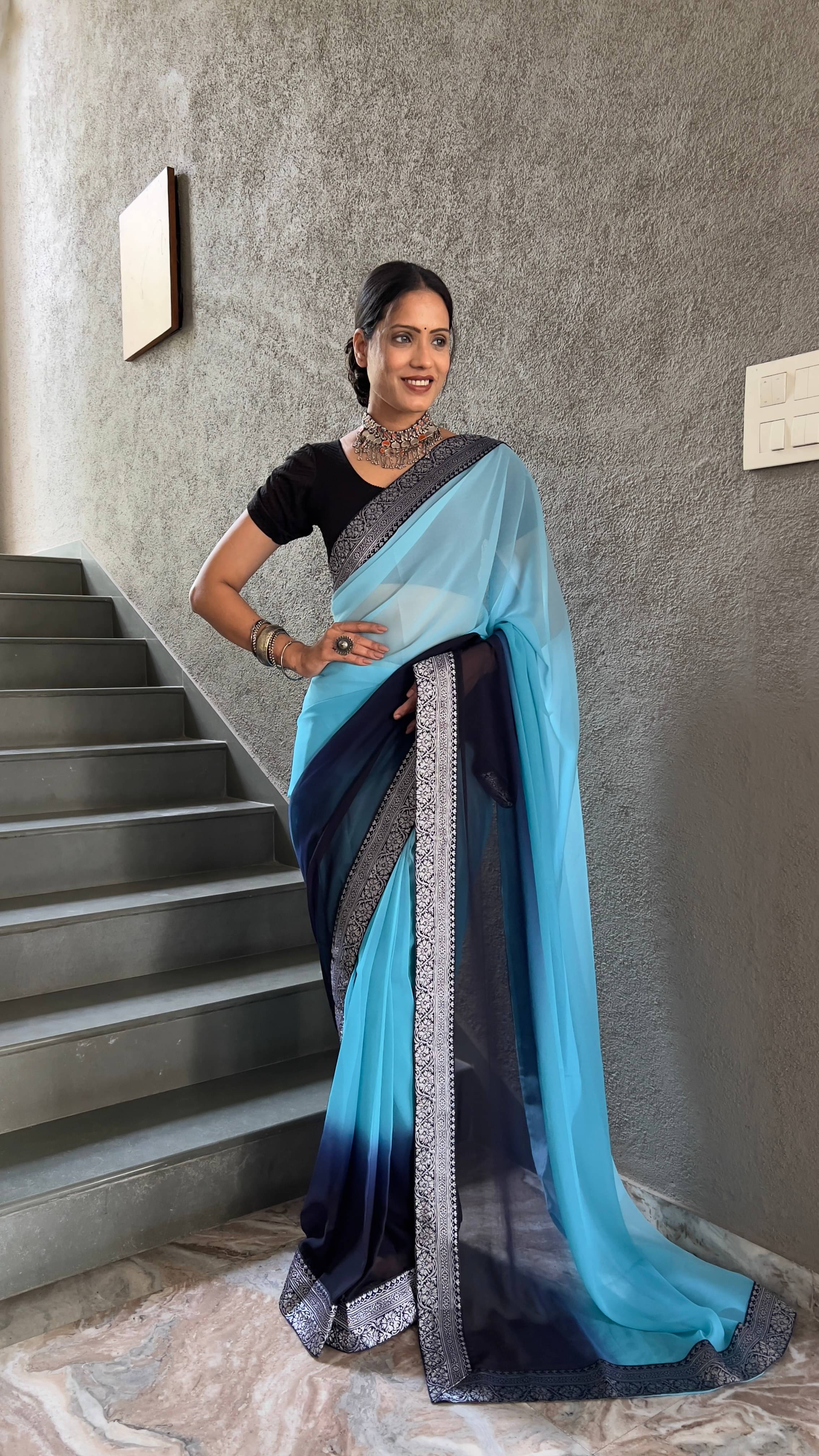 JULEE Georgette Solid Saree With Unstitched Blouse Piece ( Turquoise ) JULEE Georgette Solid Saree With Unstitched Blouse Piece ( Turquoise )