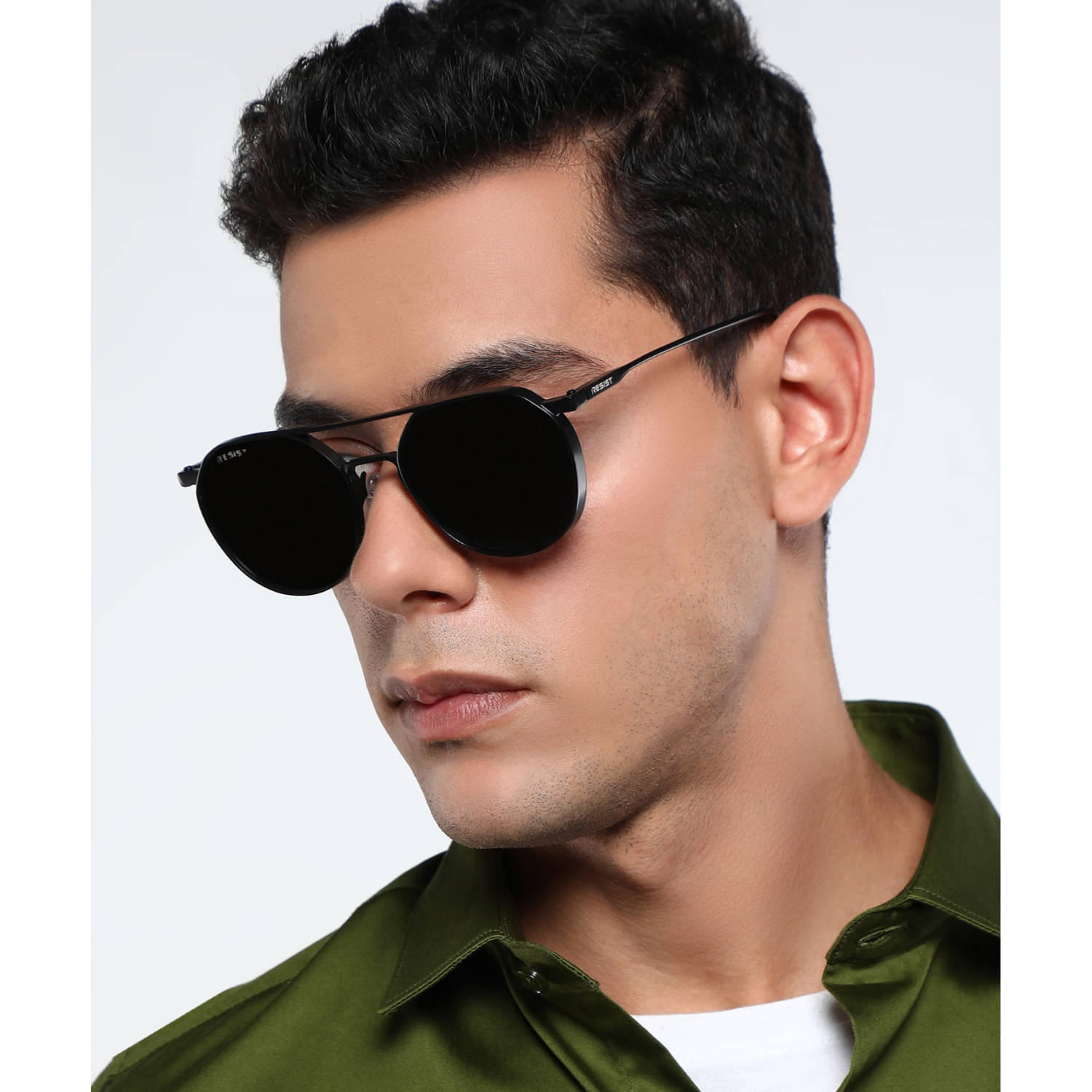 RESIST EYEWEAR Black Round Sunglasses ( Pack of 1 ) RESIST EYEWEAR Black Round Sunglasses ( Pack of 1 )