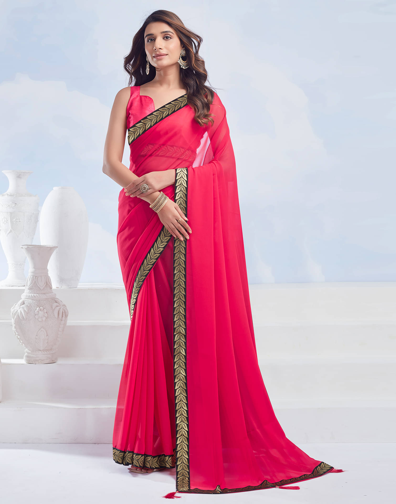     			Samah Georgette Solid Saree With Unstitched Blouse Piece ( Pink )