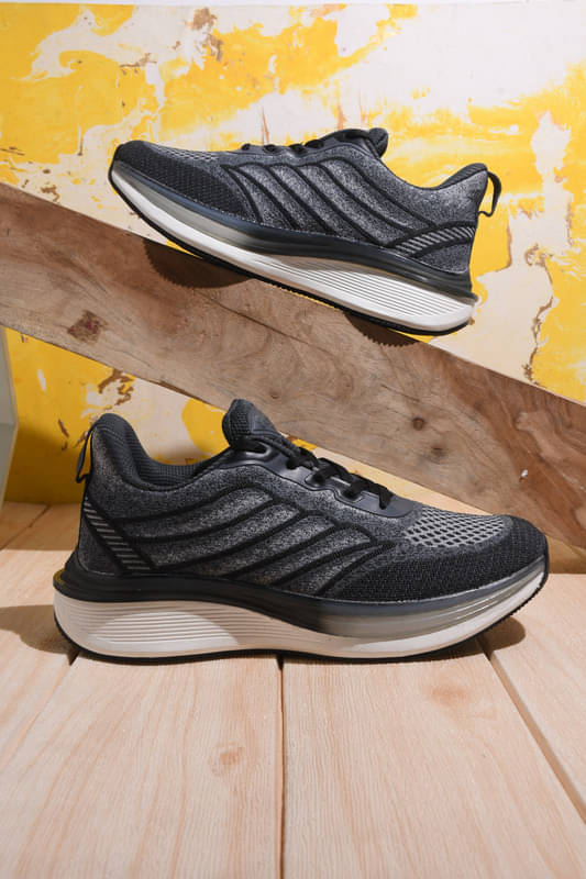     			Lakhani Aashirwad L-Flex-02_Black Black Men's Sports Running Shoes