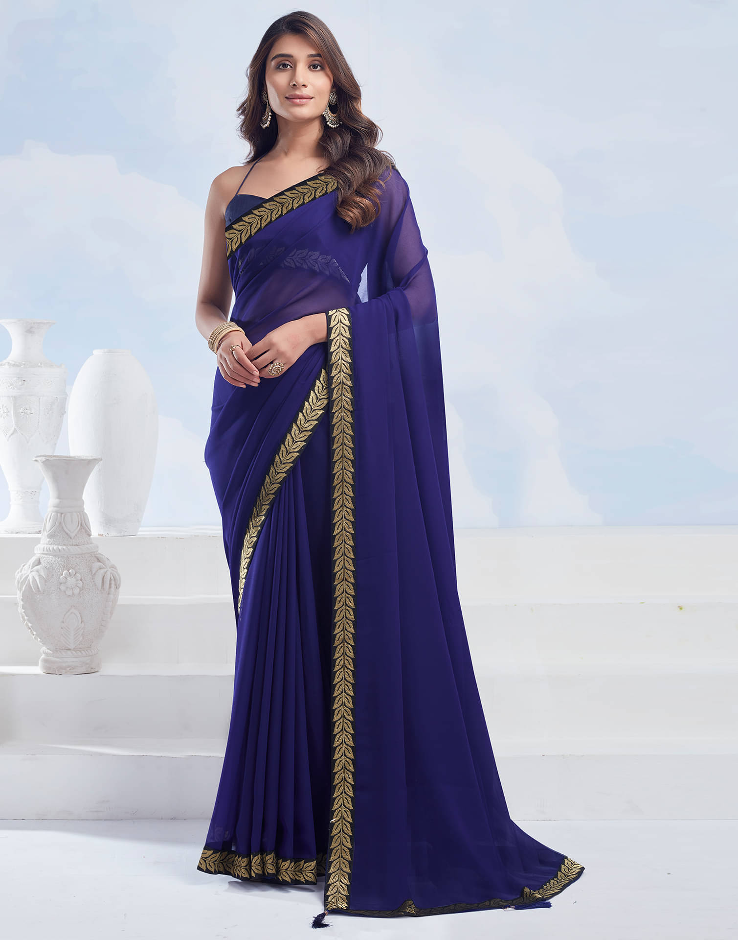     			Samah Georgette Solid Saree With Unstitched Blouse Piece ( Navy Blue )