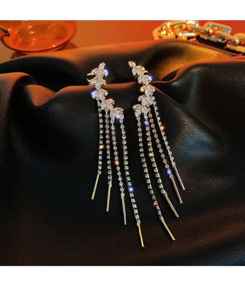     			Thrillz Golden EarCuff Earrings ( Pack of 2 )