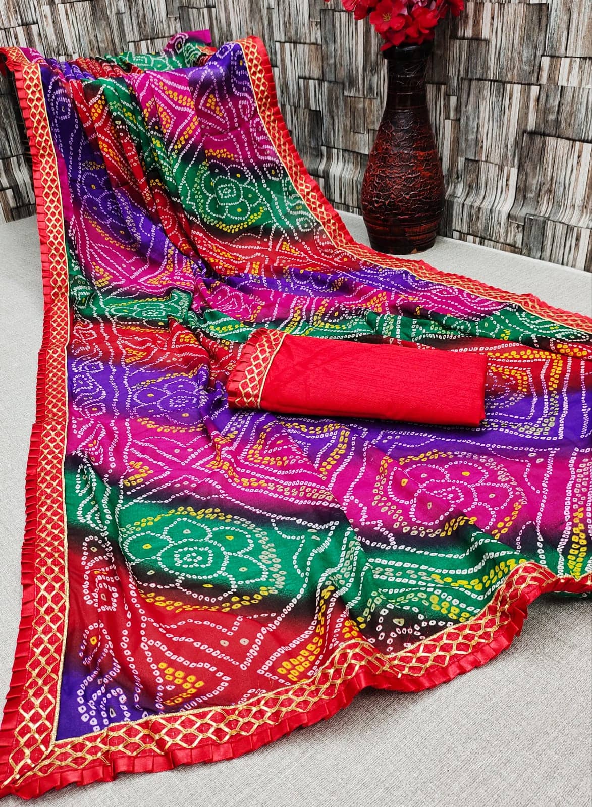 Kanooda Prints Georgette Printed Saree With Unstitched Blouse Piece ( Maroon ) - Sarees | Buy online on ZillyBuy