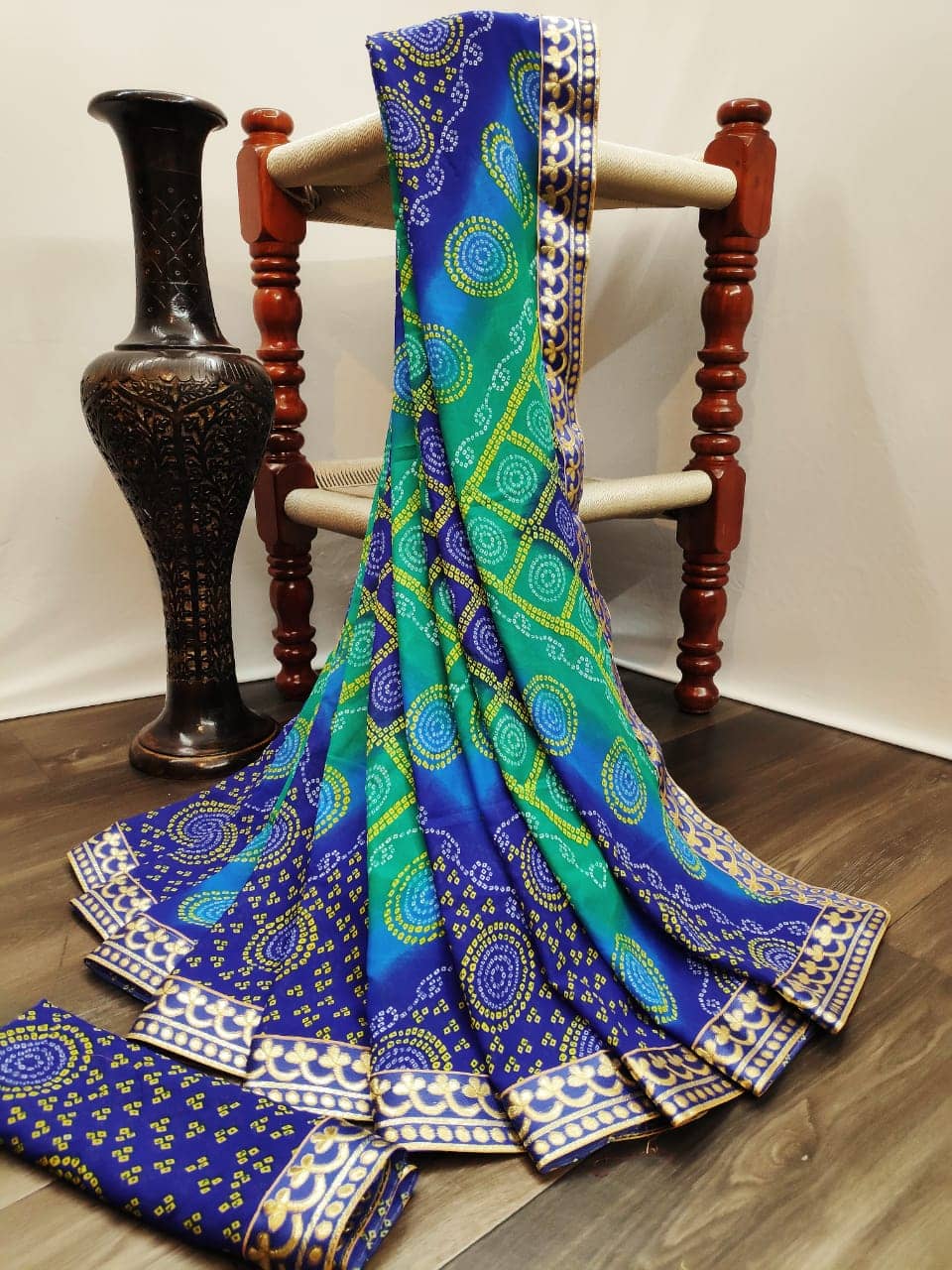 Kanooda Prints Georgette Printed Saree With Unstitched Blouse Piece ( Blue ) - Sarees | Buy online on ZillyBuy