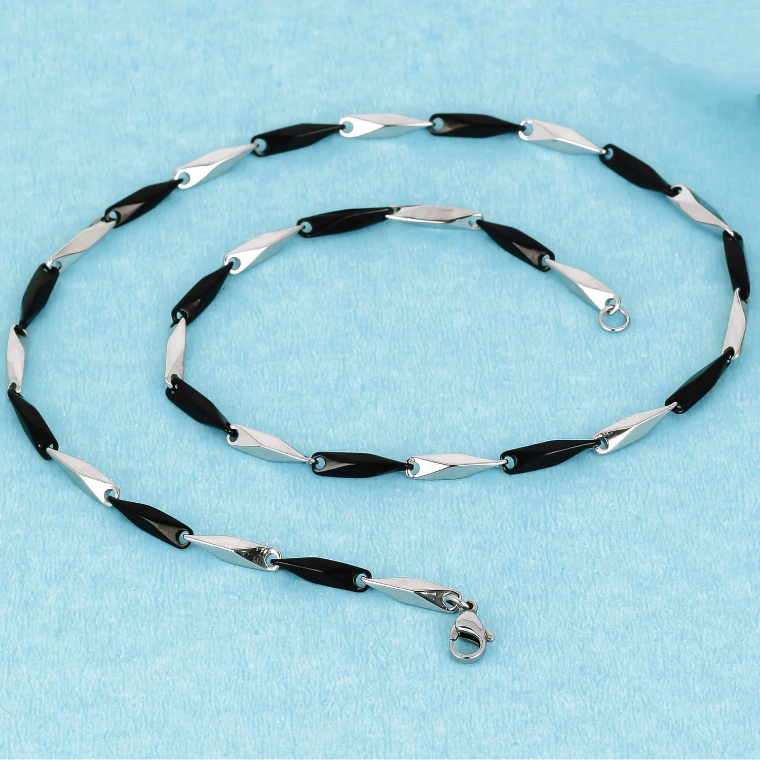 Thrillz Silver Plated Chain ( Set of 1 ) Thrillz Silver Plated Chain ( Set of 1 )