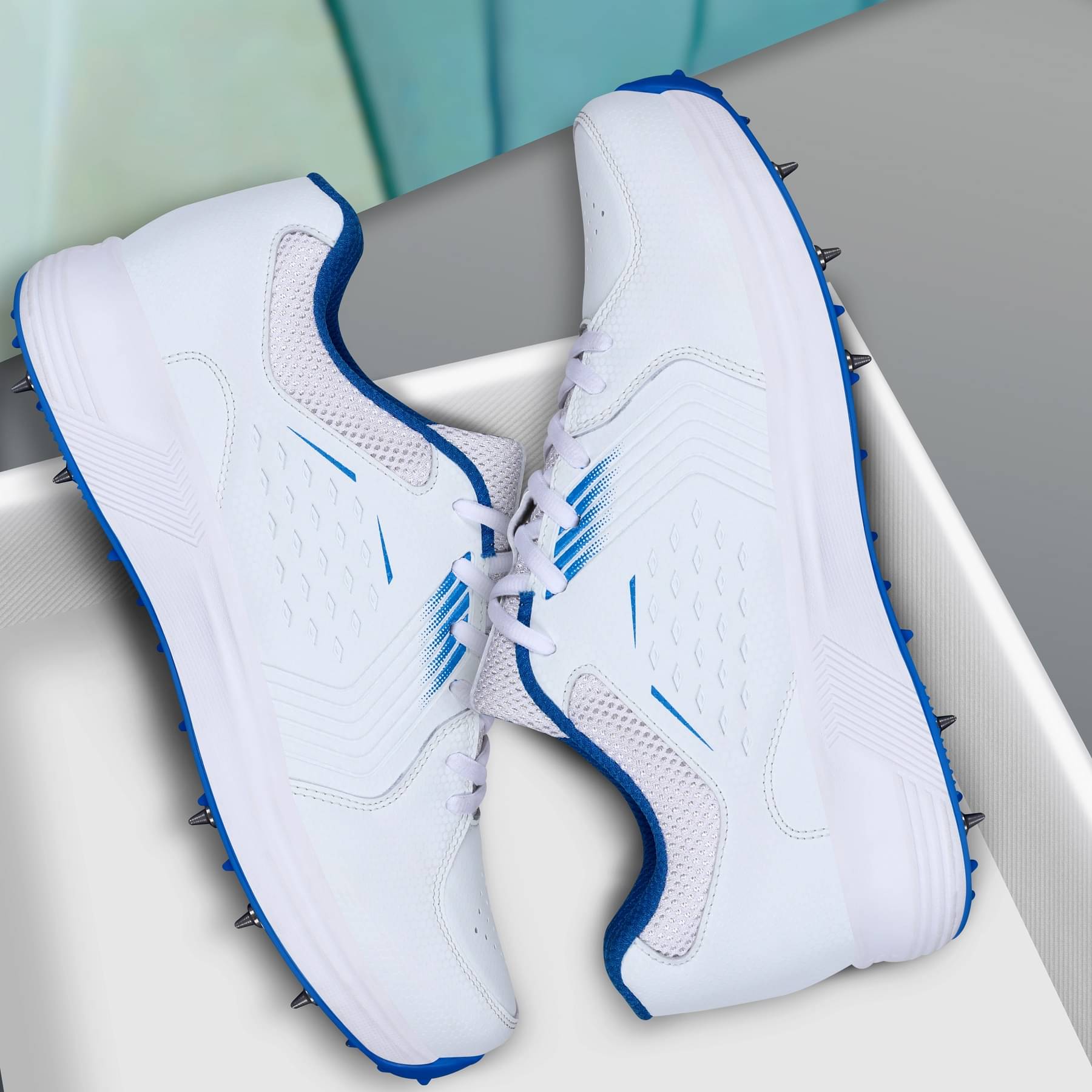 Aivin King Blue Cricket Shoes Aivin King Blue Cricket Shoes