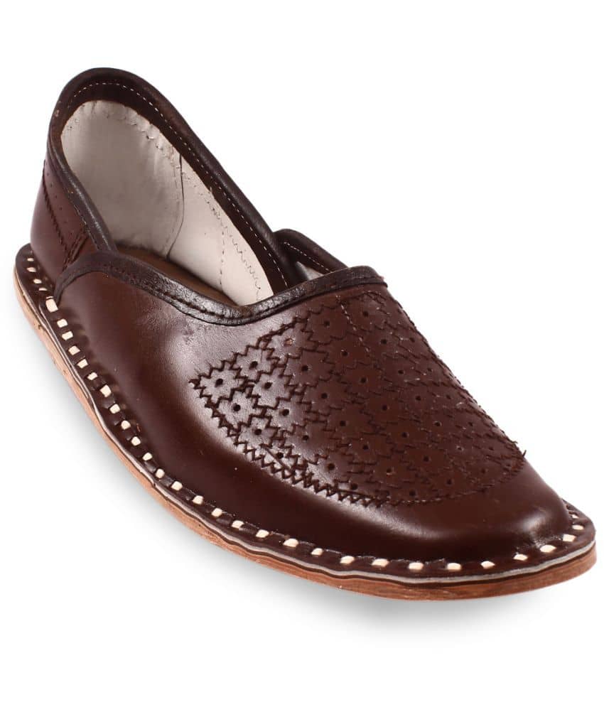 Anjaneya Creations Brown Men's Jutti - Ethnic Shoes | Buy online on ZillyBuy