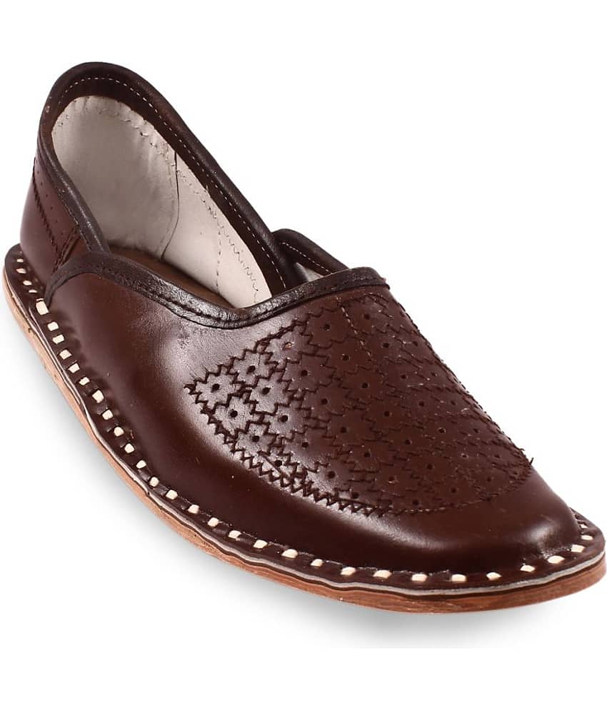 Anjaneya Creations Brown Men's Jutti - Ethnic Shoes | Buy online on ZillyBuy
