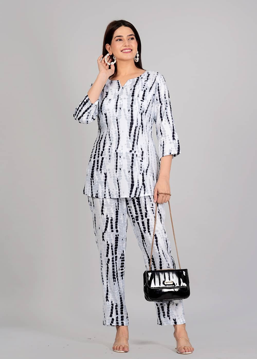 Gobya White Rayon Women's Nightwear Nightsuit Sets ( Pack of 1 ) - Nightwear & Loungewear | Buy online on ZillyBuy