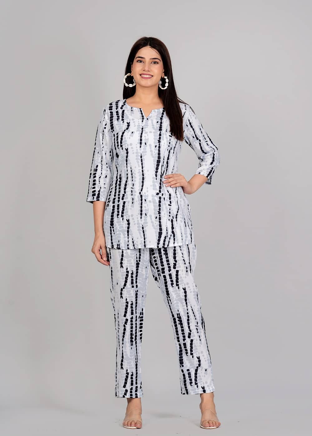Gobya White Rayon Women's Nightwear Nightsuit Sets ( Pack of 1 ) - Nightwear & Loungewear | Buy online on ZillyBuy