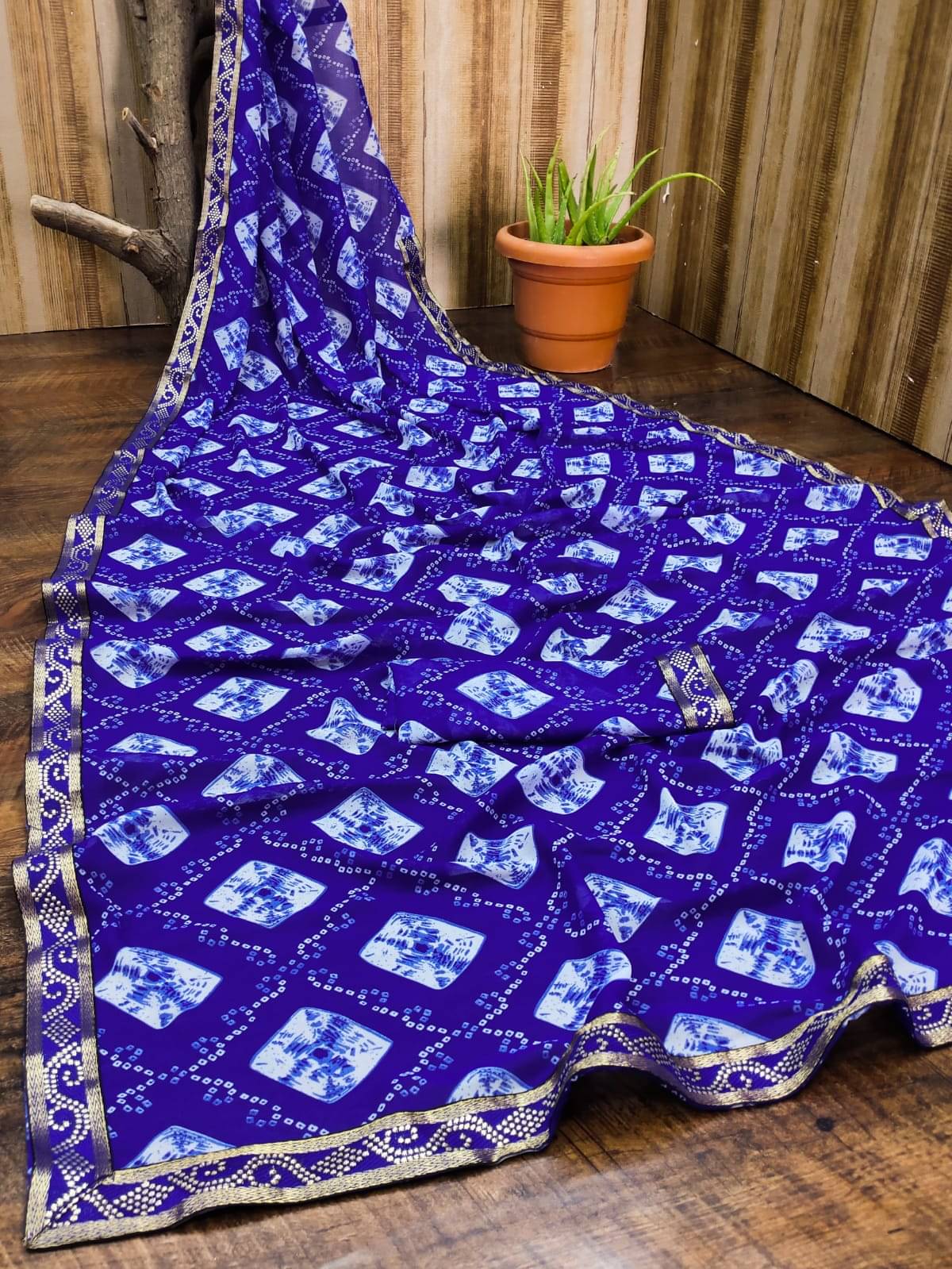     			Kanooda Prints Georgette Printed Saree With Unstitched Blouse Piece ( Blue )