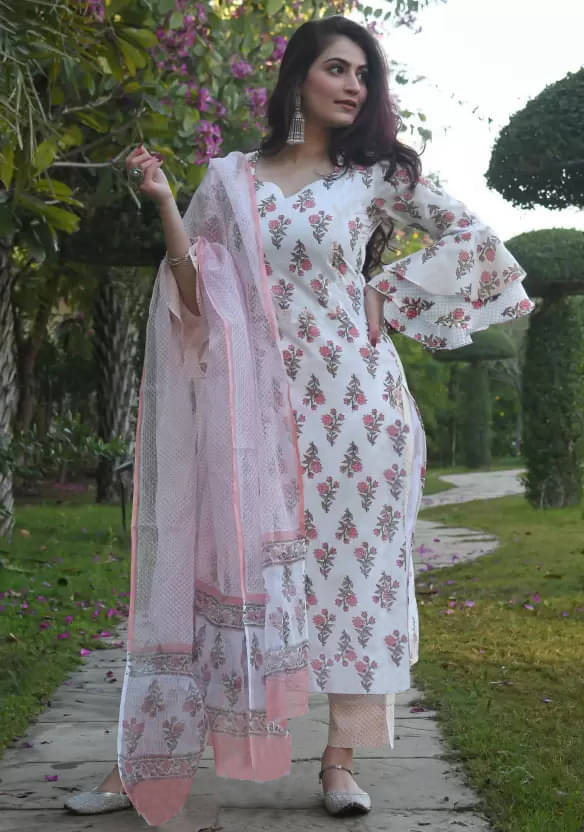     			Trijal Fab Cotton Blend Printed Kurti With Pants Women's Stitched Salwar Suit - Pink ( Pack of 1 )