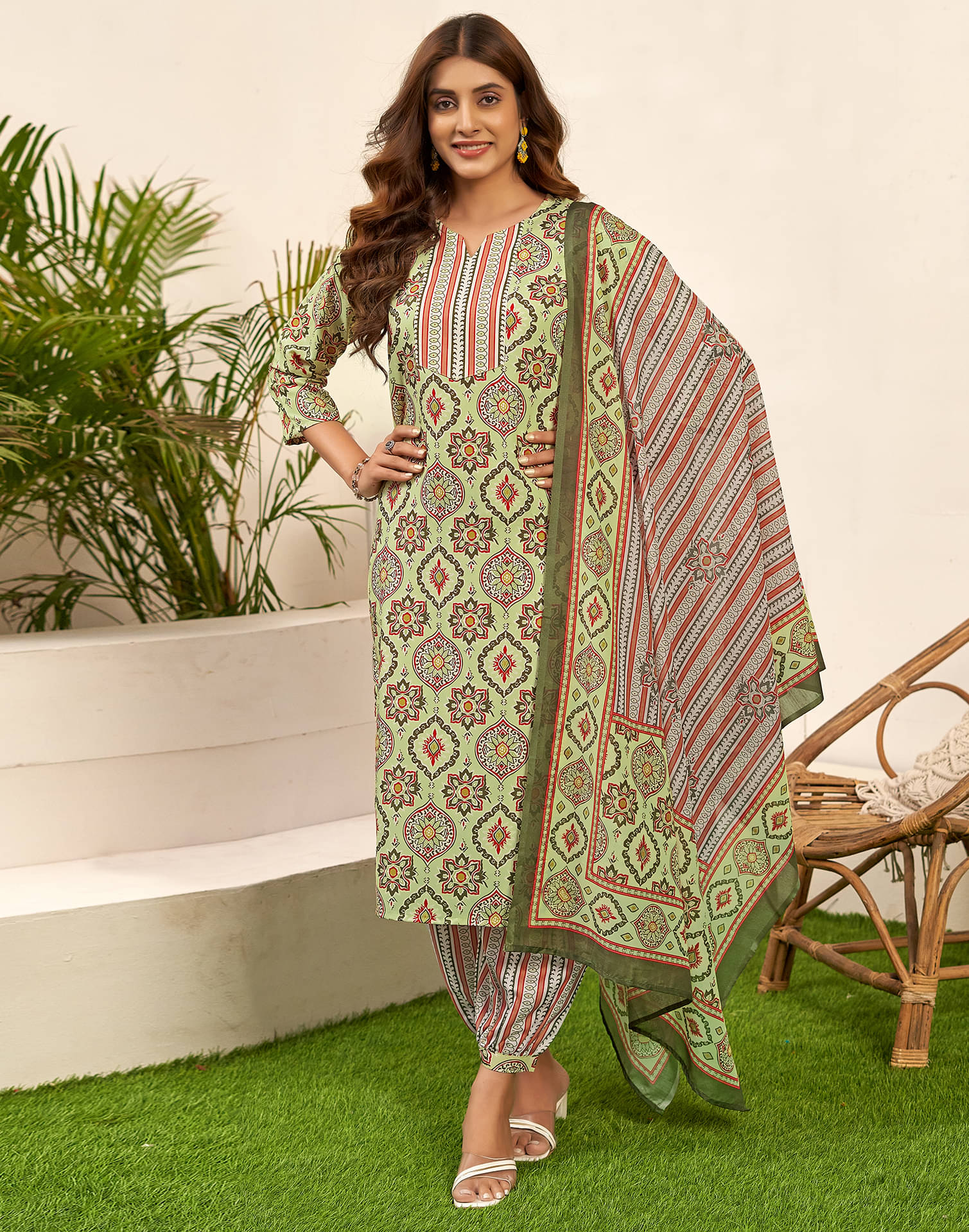     			Skylee Rayon Printed Kurti With Pants Women's Stitched Salwar Suit - Sea Green ( Pack of 1 )