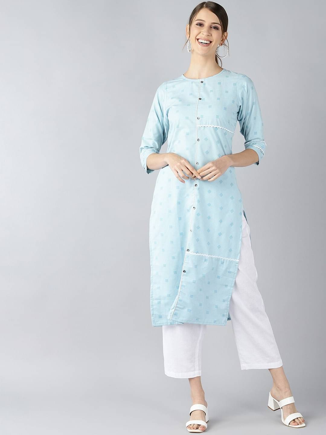 Vaamsi Cotton Printed Straight Women's Kurti - Blue ( Pack of 1 ) Vaamsi Cotton Printed Straight Women's Kurti - Blue ( Pack of 1 )