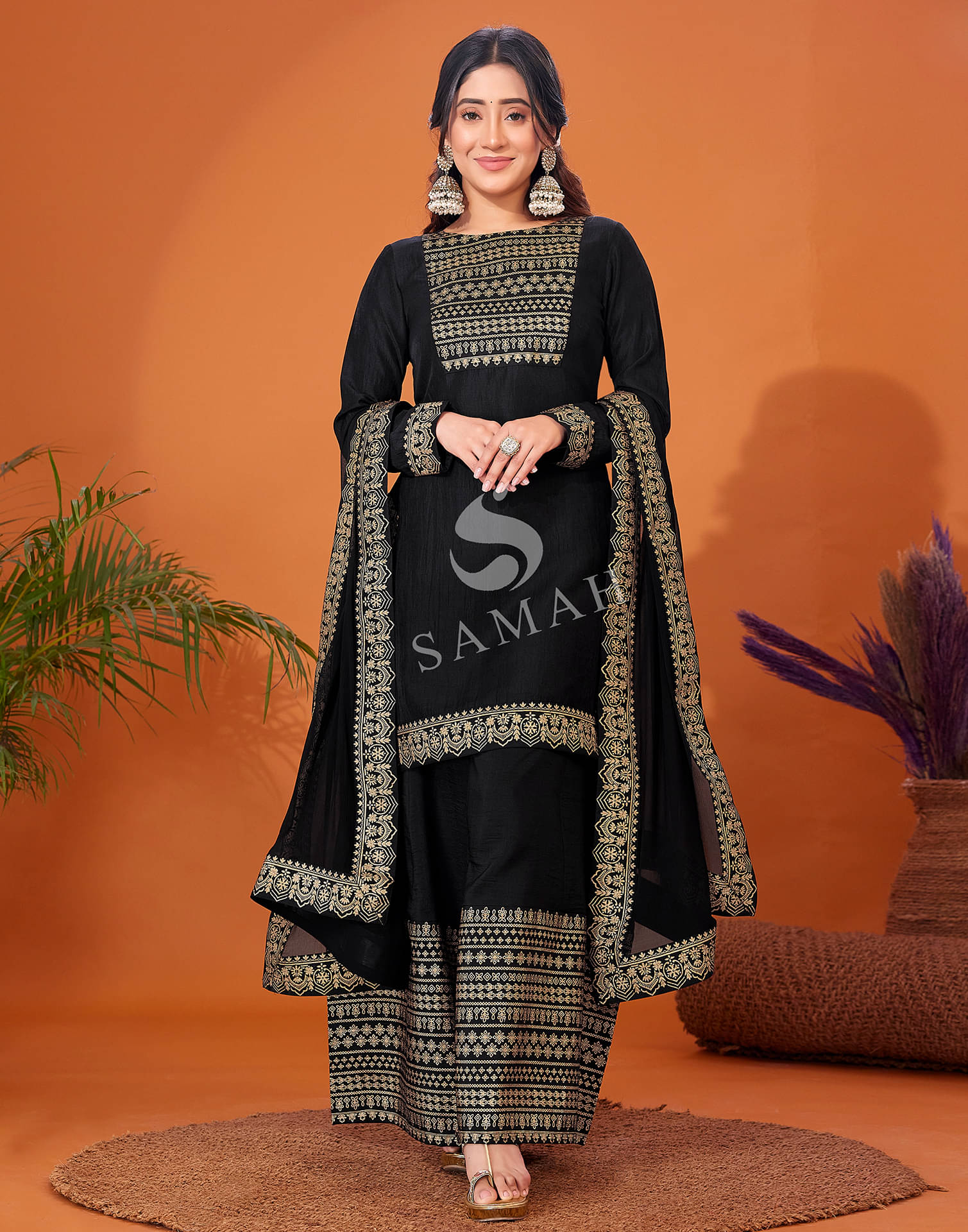 Skylee Rayon Printed Kurti With Pants Women's Stitched Salwar Suit - Black ( Pack of 1 ) Skylee Rayon Printed Kurti With Pants Women's Stitched Salwar Suit - Black ( Pack of 1 )