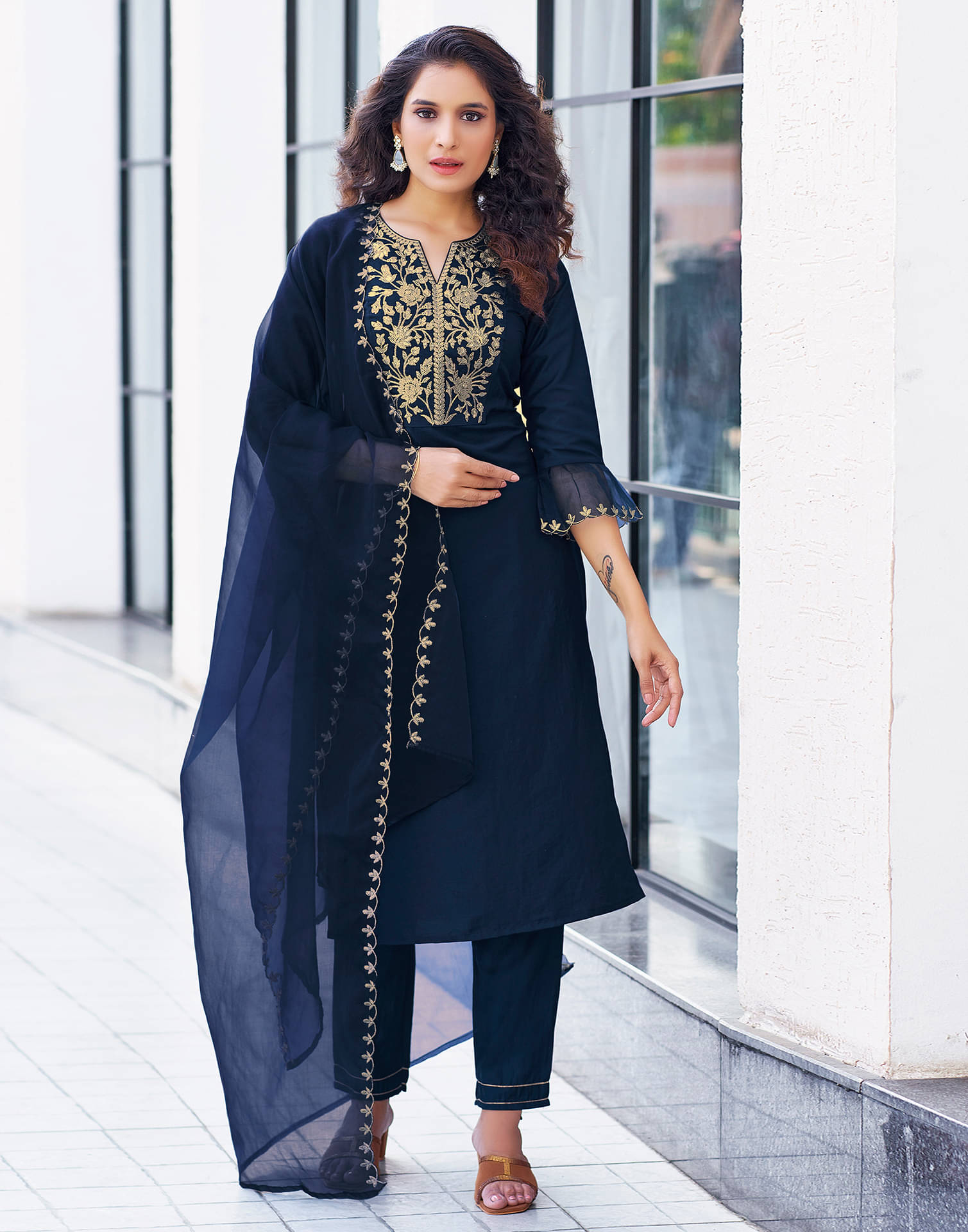 Skylee Organza Embroidered Kurti With Pants Women's Stitched Salwar Suit - Navy Blue ( Pack of 1 )     			Skylee Organza Embroidered Kurti With Pants Women's Stitched Salwar Suit - Navy Blue ( Pack of 1 )