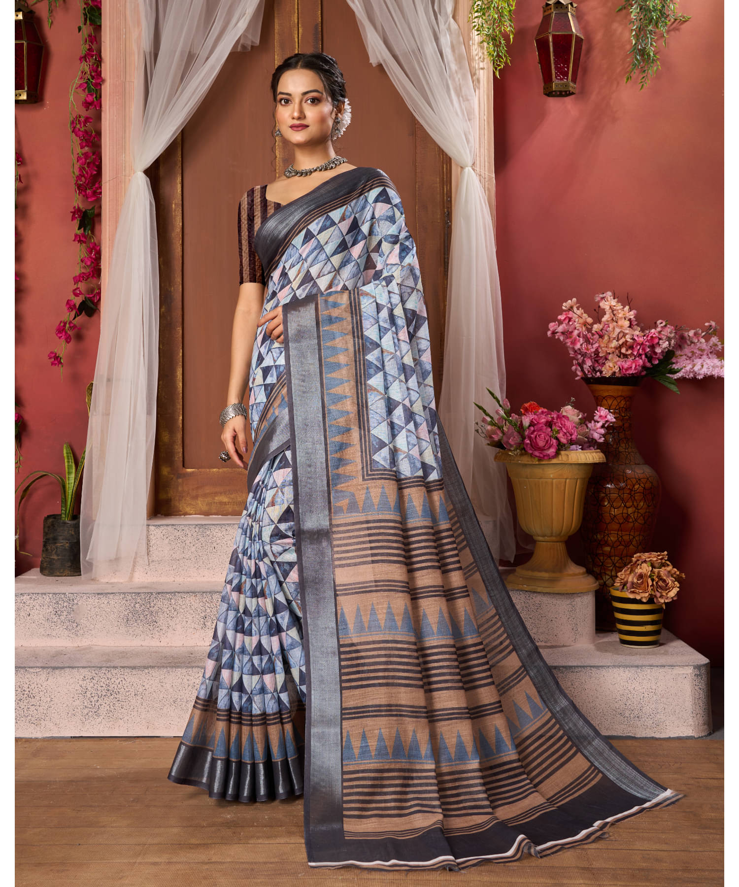     			Aadvik Linen Printed Saree With Unstitched Blouse Piece ( Multicolour )