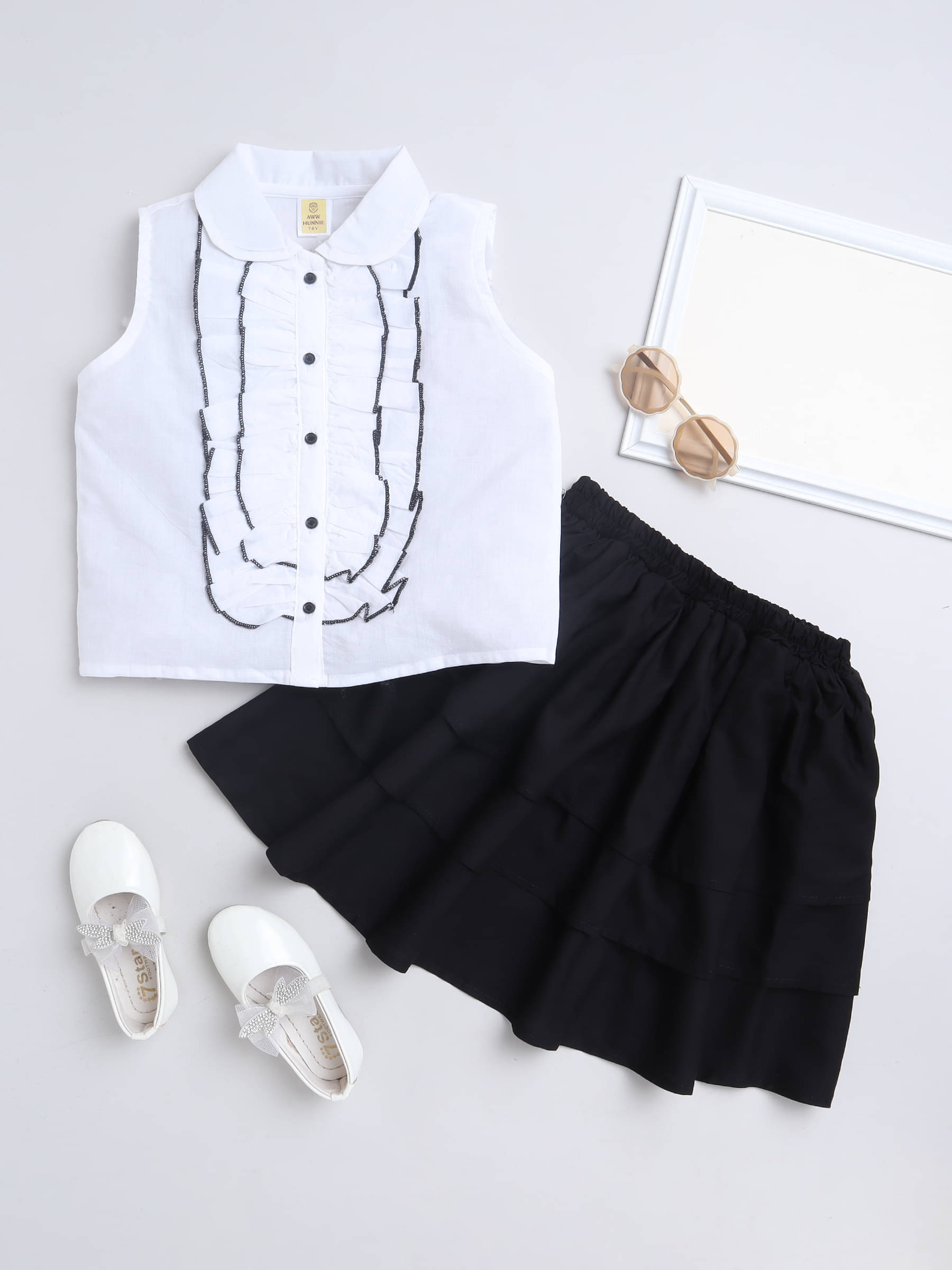     			Aww Hunnie Pack of 1 Girls Cotton Straight Skirt ( White )
