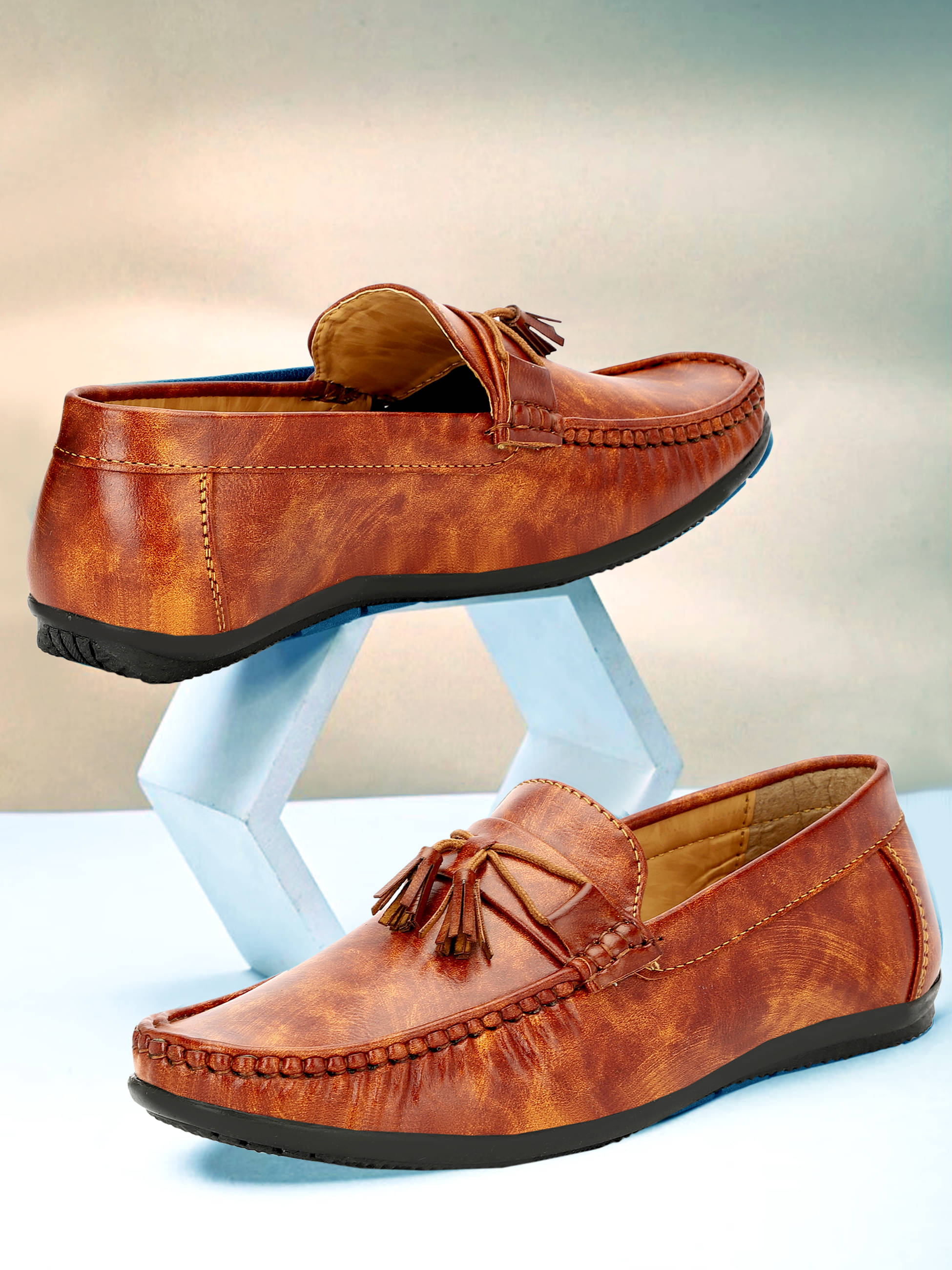     			Buxton Tan Men's Tassel