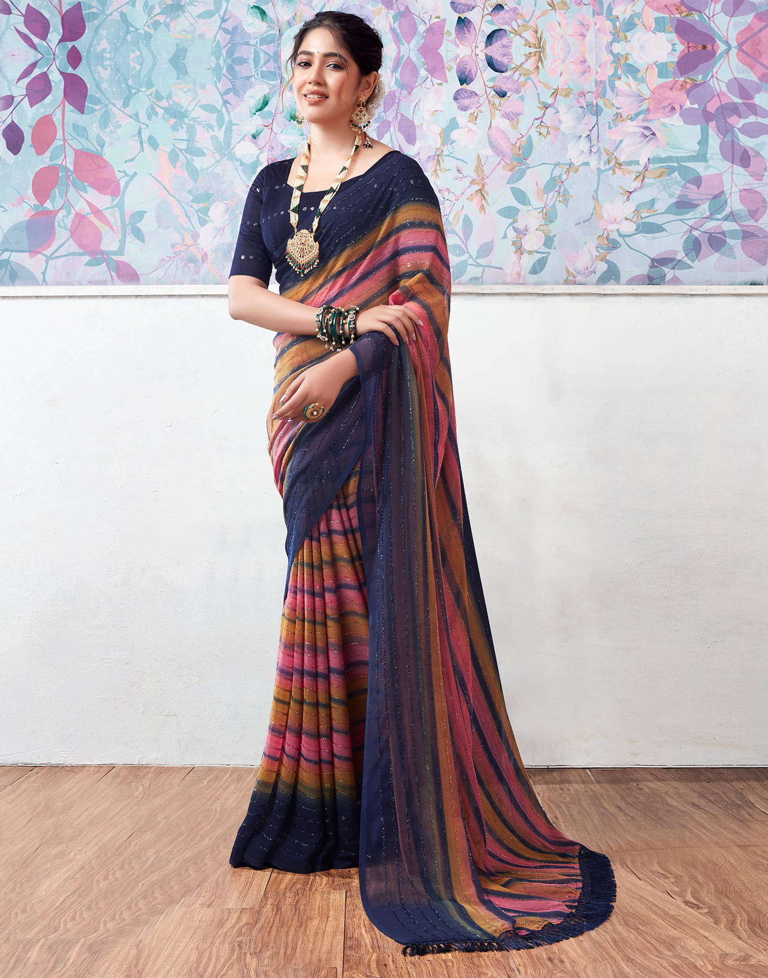    			Samah Georgette Embellished Saree With Unstitched Blouse Piece ( Navy Blue )